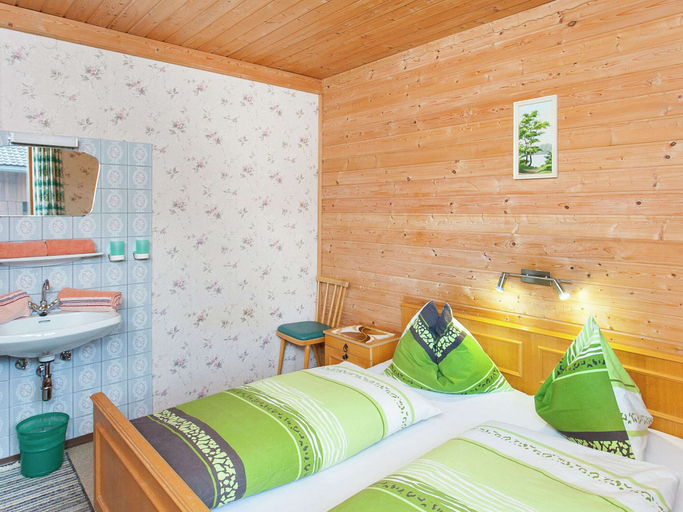 Bathroom 3, Spacious Apartment near Ski Area in Mittersill, Zell am See