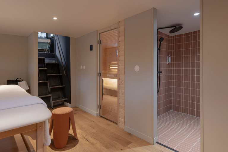 Bedroom 4, LA PENICHE Bed & Bicycle - Aigues Mortes, Gard