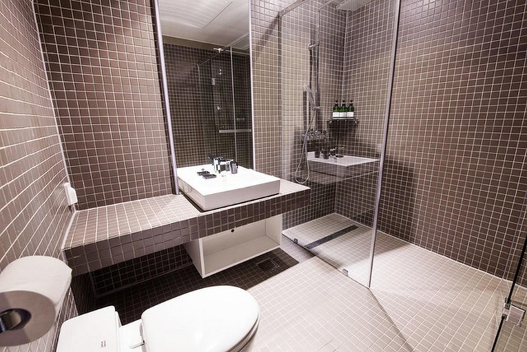 Bathroom 5, Daesungkwan Hot Spring Hotel, Geumjeong