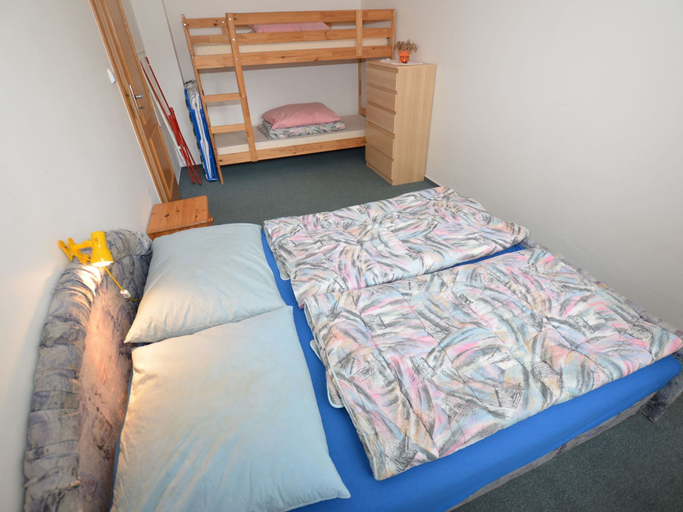 Room 4, Snug Apartment in Jachymov Near Ski Area, Karlovy Vary