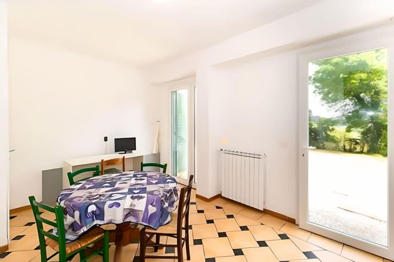 Others 5, VILLA DARIA, Genova