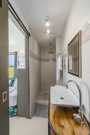 Bathroom 4, Villa Salina - 5BR w Pool Jacuzzi Sauna