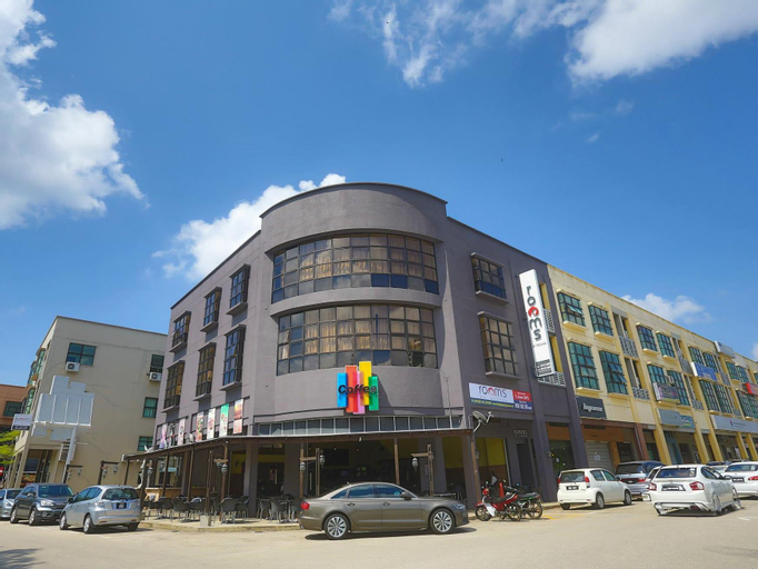 Exterior 9