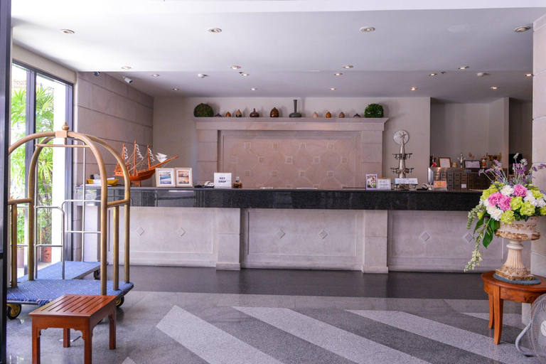 Public Area 3, Sandy Spring Hotel, Pattaya