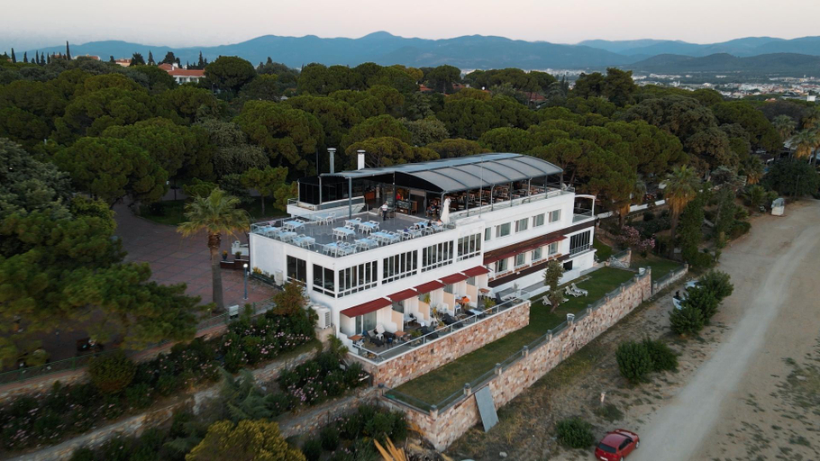 Others 3, Karakas Otel, Burhaniye