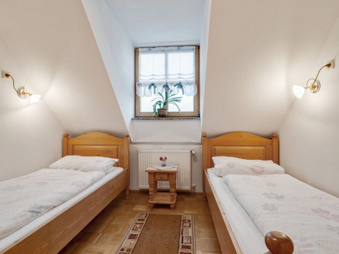 Others 5, Spacious Apartment With Sauna in Schonsee, Schwandorf