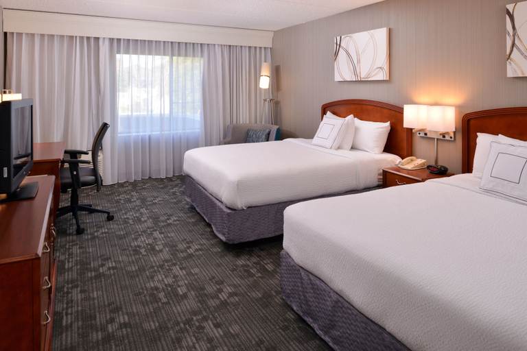 Bedroom 3, Courtyard by Marriott Charlotte Gastonia, Gaston