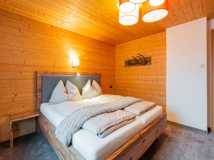Bedroom 2, Modern Apartment in Kitzbuhel near Ski Area, Kitzbühel