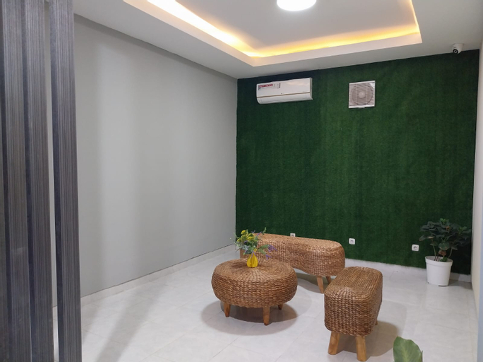 Koku Renon, Denpasar