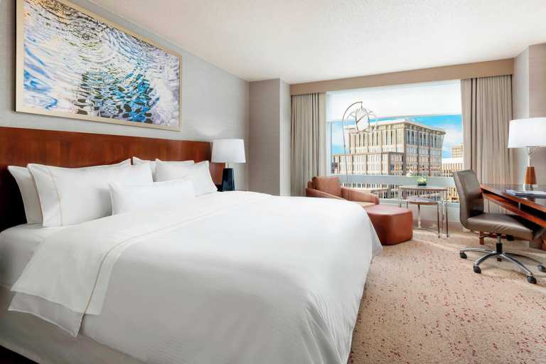 Bedroom 3, The Westin Arlington, Arlington