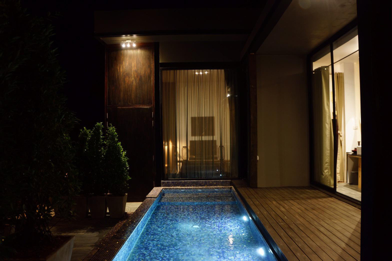 Swimming Pool 5