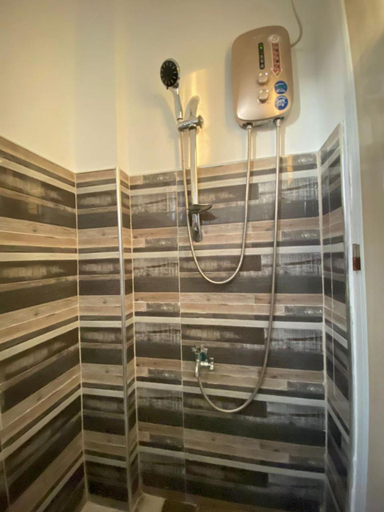 Others 5, Althea Apartelle, Moalboal