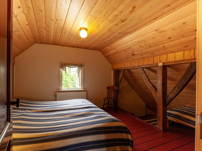 Bedroom 3, Cozy Apartment in Enschede Near Forest, Enschede