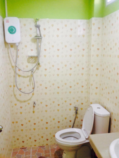 Bathroom 4, Southern Lanta Apartments, Ko Lanta