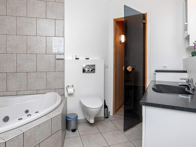 Bathroom 5, 8 person holiday home on a holiday park in Bogense, Nordfyns