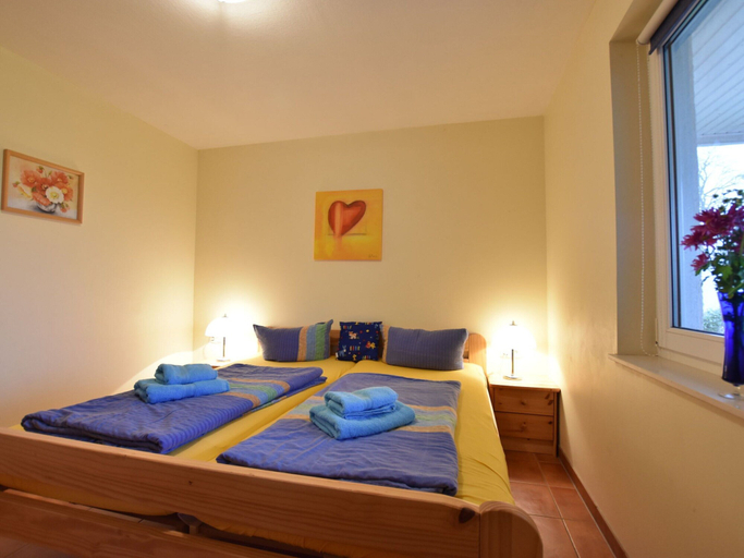 Room 3, Tasteful Apartment in Rerik Germany With Garden, Rostock