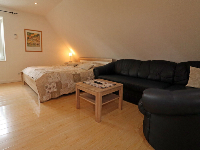 Bedroom 3, Peaceful Apartment in Ostseebad Boltenhagen With Terrace, Nordwestmecklenburg
