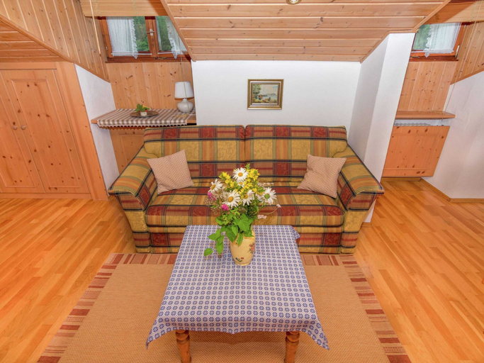 Others 5, Pleasant Apartment in Ruhpolding with Swimming Pool, Traunstein