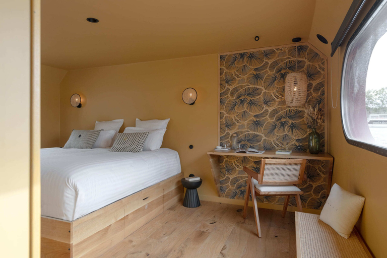 Bedroom 4, LA PENICHE Bed & Bicycle - Aigues Mortes, Gard