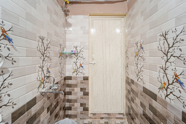Bathroom 4, De Jardin Resort Pondicherry with Swimming Pool, Viluppuram