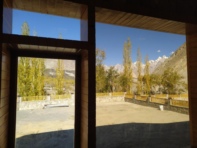 Food & Drinks 5, Villa Darya, Northern Areas