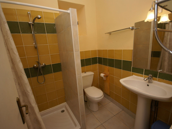 Bathroom, Lovely House With Grass Garden, Shared Swimmingpool, Next to the River Ardeche, Ardèche