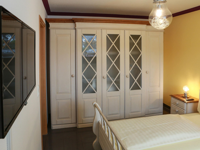 Bedroom 3, Magnificent Apartment in Willingen with Balcony, Waldeck-Frankenberg