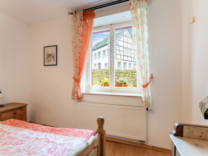 Room 3, Modern Apartment in Reifferscheid with Garden, Euskirchen
