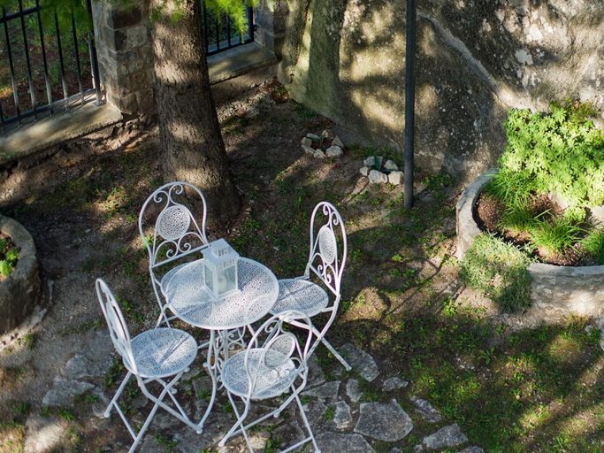 Garden 4, Appealing Apartment in Petrella Guidi with near Centre, Pesaro E Urbino