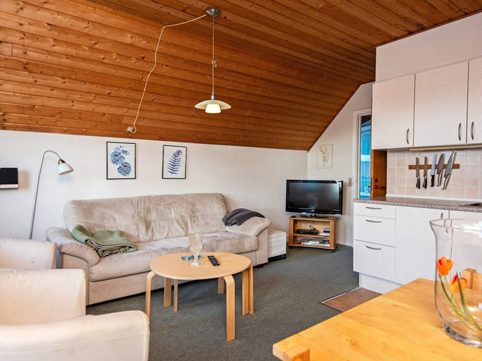 Others 4, 5 Person Holiday Home in Romo, Tønder