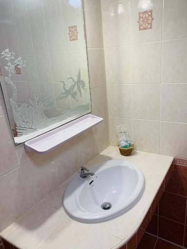 Bathroom, Pauna Inn Pattaya, Pattaya