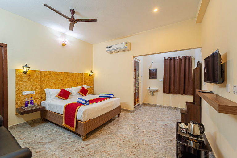 Bedroom 3, De Jardin Resort Pondicherry with Swimming Pool, Viluppuram