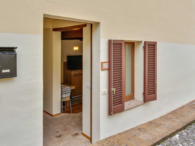 Exterior & Views 2, Stunning Holiday Home in Foligno With Sauna, Perugia