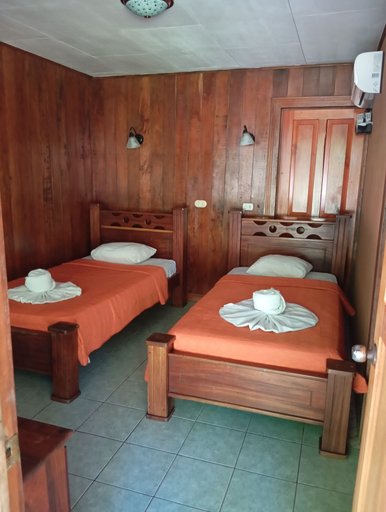 Bedroom 4, Miss Junies Lodge, Pococí