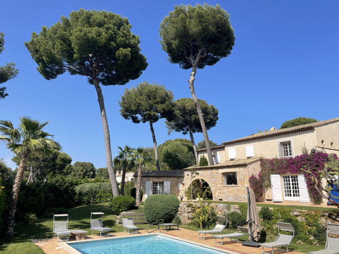 Sport & Beauty 2, Magnifique Villa de prestige Antibes/Juan-les-Pins, Alpes-Maritimes