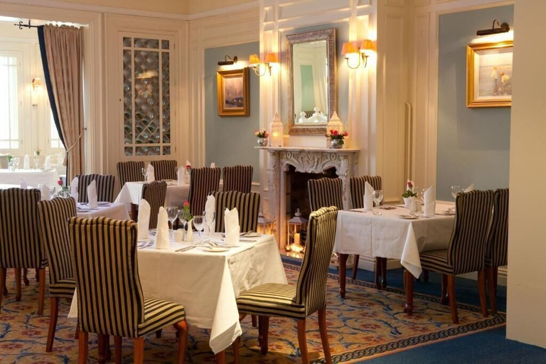 Food & Drinks 3, The Landmark Hotel