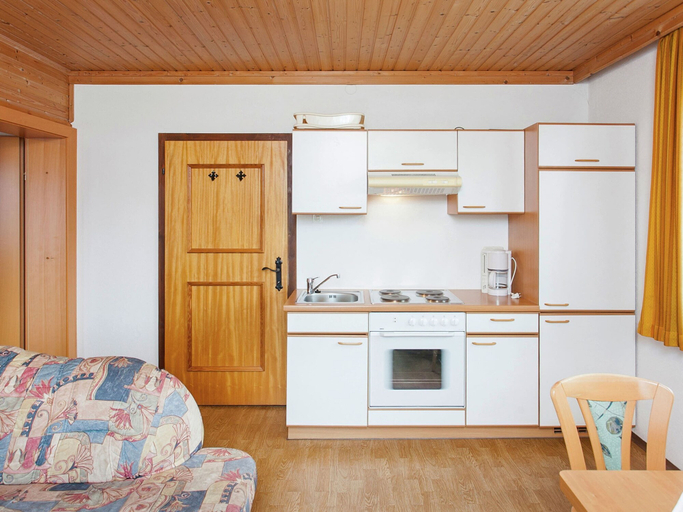 Others 4, Spacious Apartment near Ski Area in Mittersill, Zell am See
