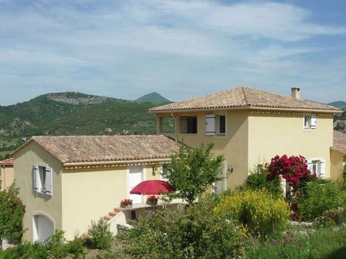 Exterior 4, Apartment in Montbrun-les-bains Near Forest, Drôme