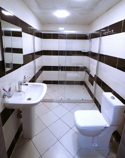 Bathroom 5, Amazon Hotel - Free Massage, Baku
