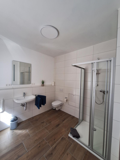 Others 4, Gasthof Adler Ferienwohnung, Günzburg