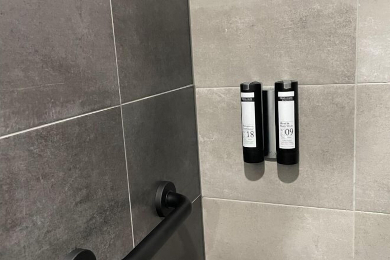 Bathroom 28