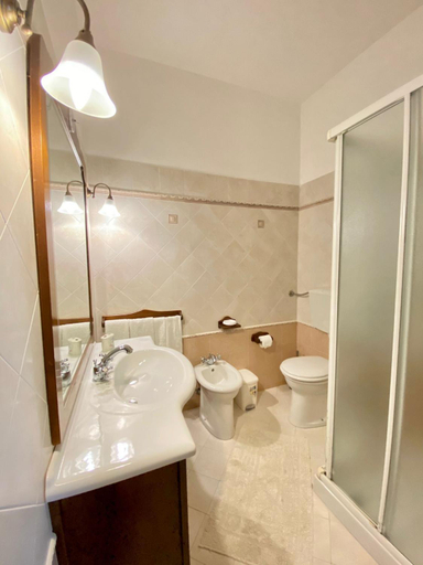 Bathroom 3, Baglio Cusenza Rooms, Trapani