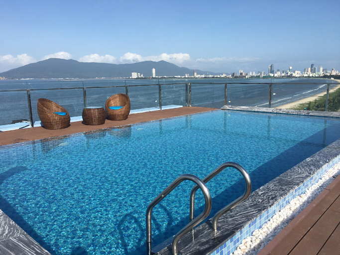 Swimming Pool 2