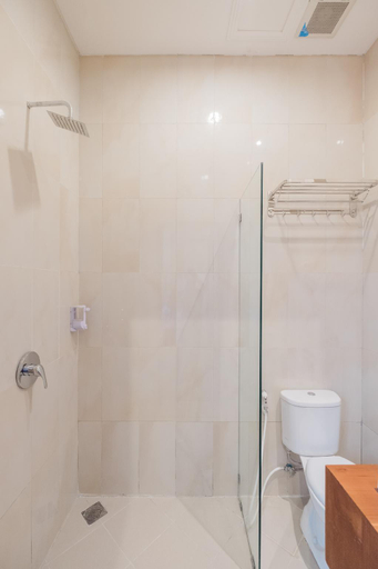 Bathroom 8