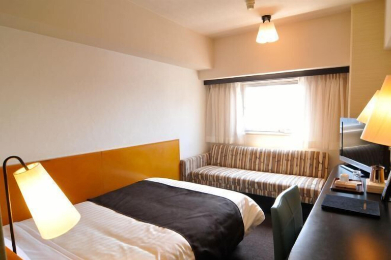 Bedroom 14