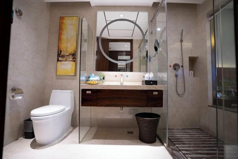 Bathroom 4, Houde Hotel, Yichun