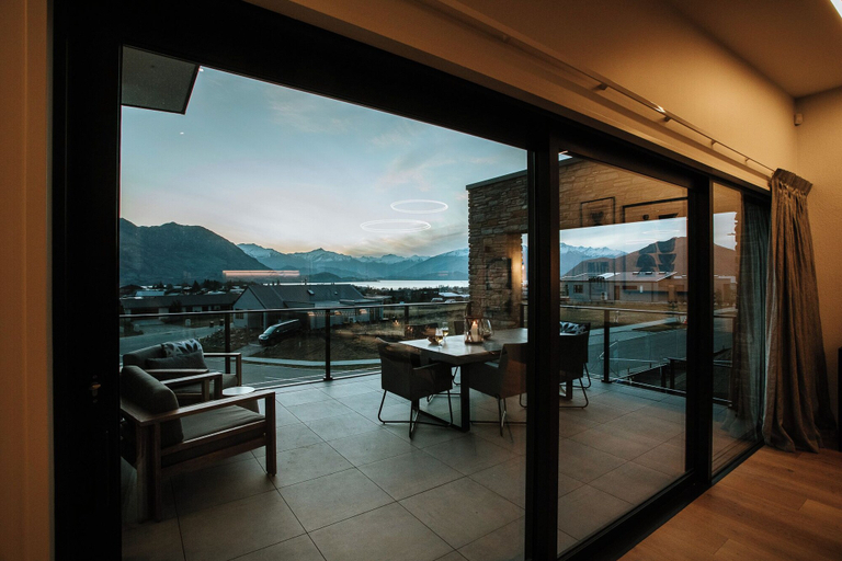 Others 3, The Heights, Queenstown-Lakes