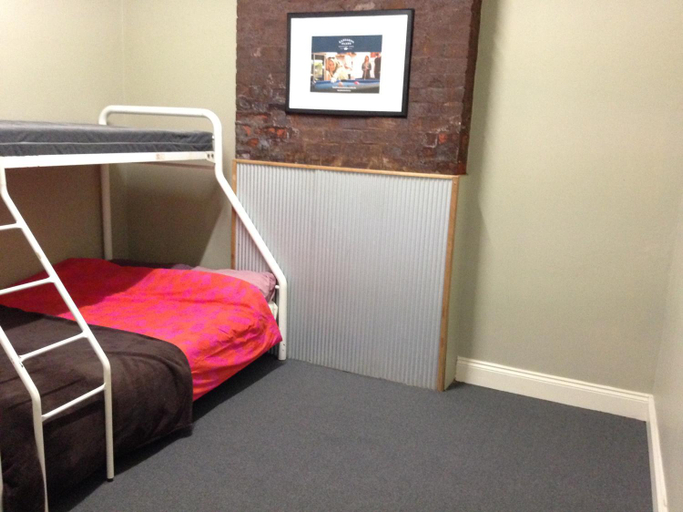 Bedroom 4, Shingo's Backpackers, Adelaide