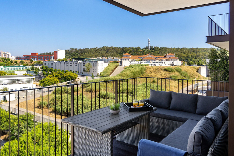 Others 4, History and Comfort Luxurious Living in Benfica, Lisbon