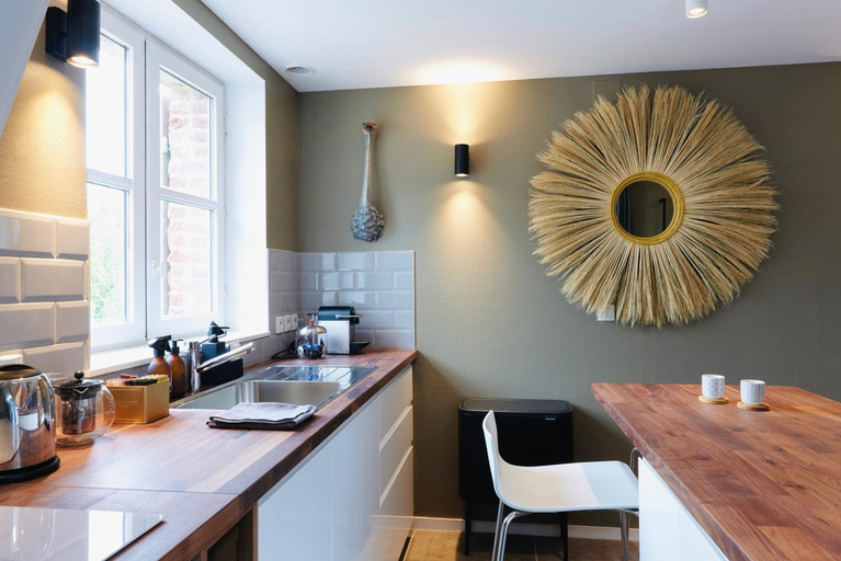Dining Room 7